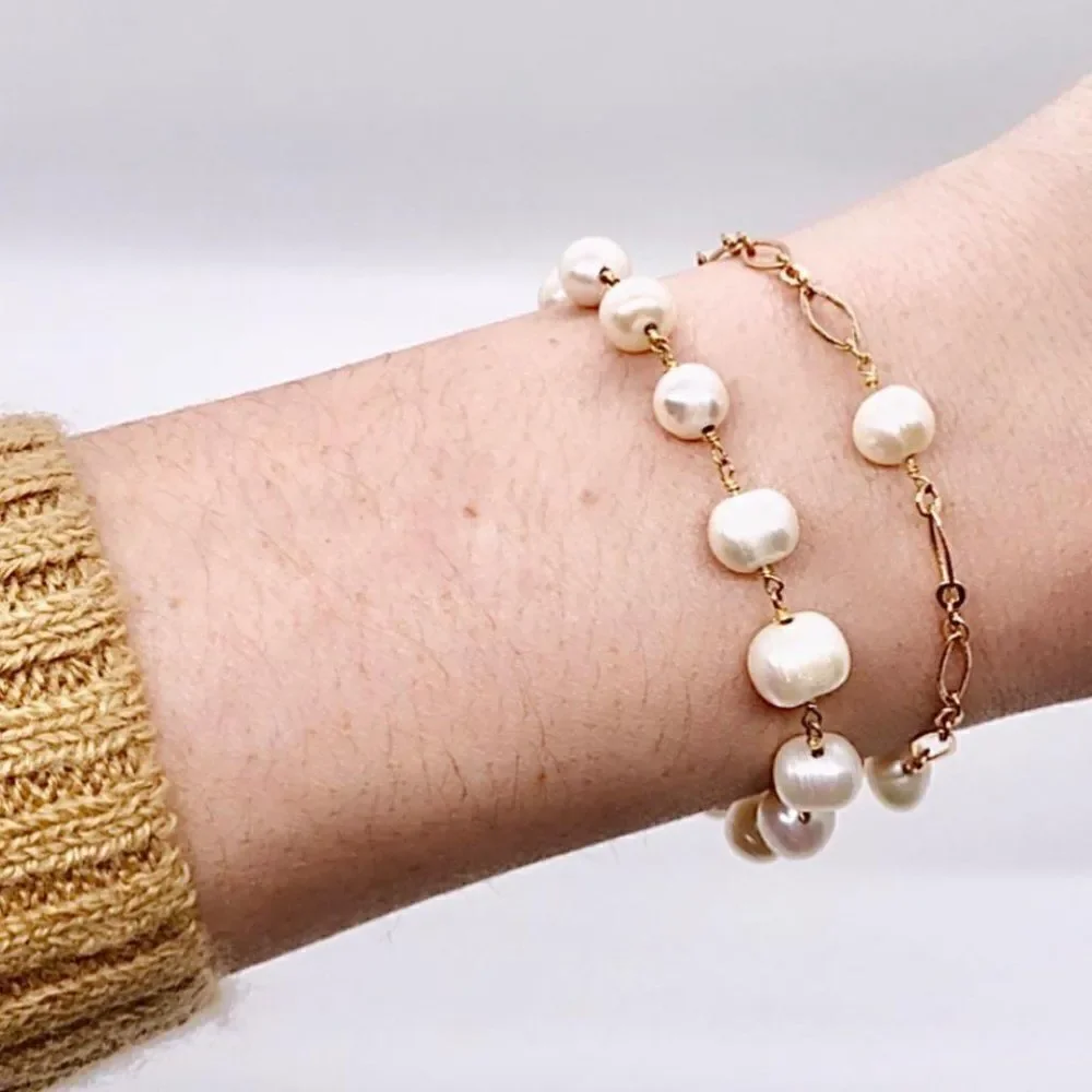 HighMaintenanceHippie Saltwater Pearl Bracelet with Diamond Link Chain (Gold)